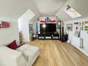 Bedroom 5- click for photo gallery